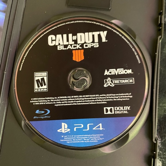 Call Of Duty Black Ops 4 game - Picture 2 of 2